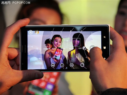 �ۃr4999Ԫ �Z����Lumia 1520����(n��i)���� 